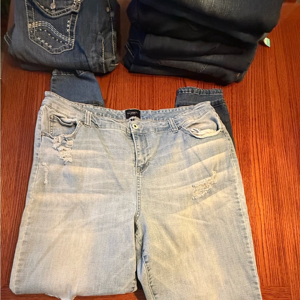 Celebrity Light Blue Boyfriend Jeans